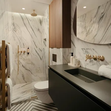 Leon Hotel-pigalle Suite-14